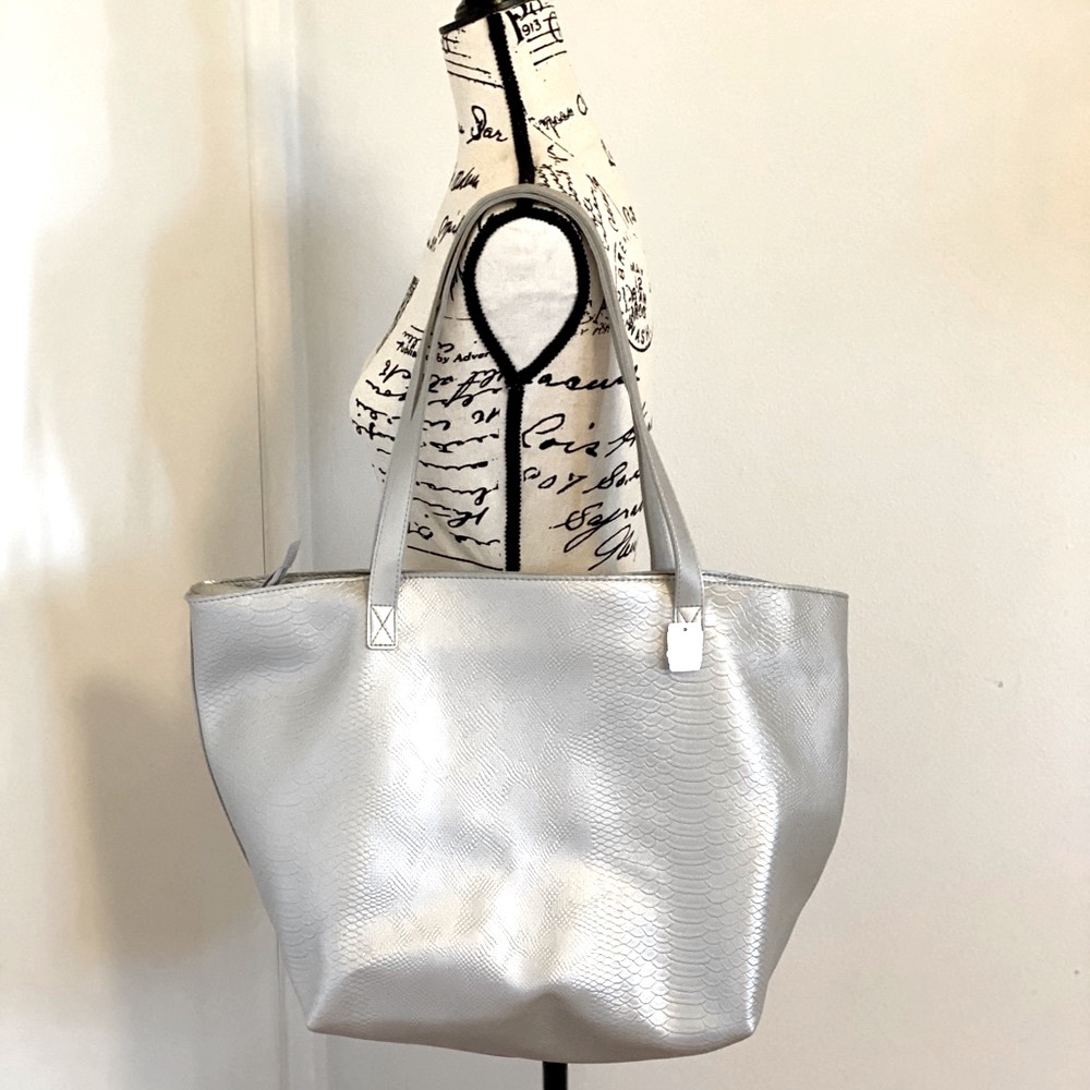Bath & Body Works | NWT Snakeskin Tote